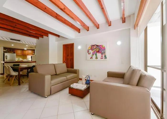 Edificio Bay Point Con Balcon 305