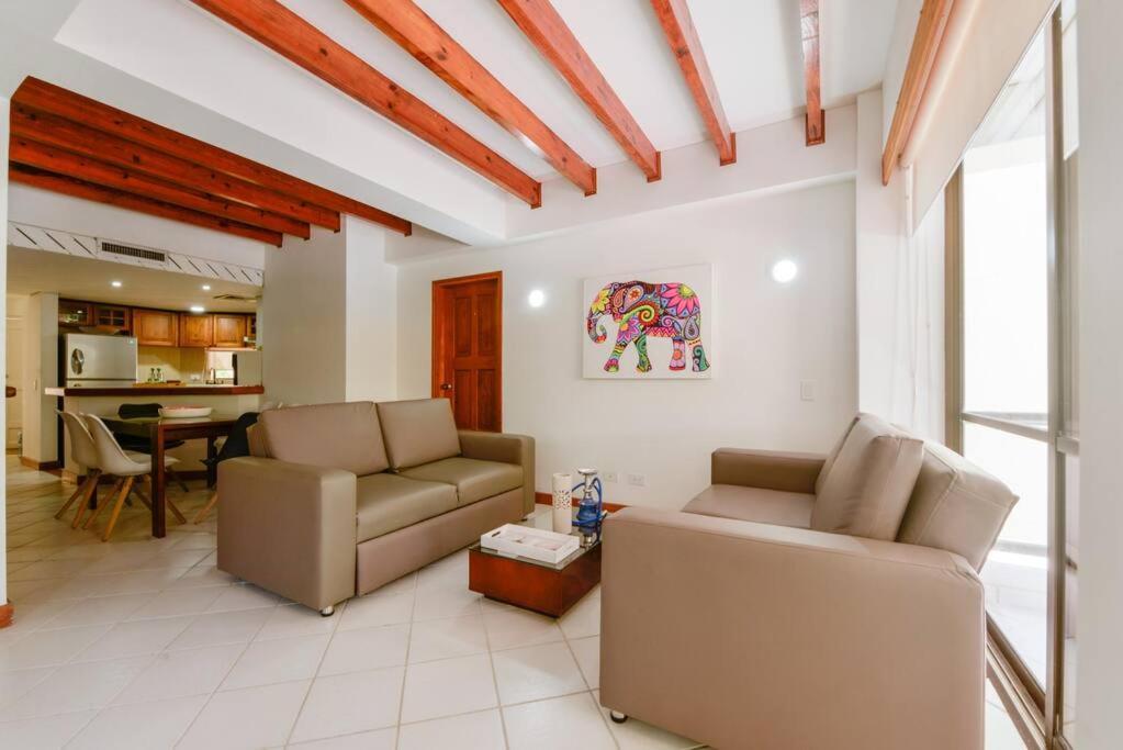 Apartment Edificio Bay Point Con Balcon 305